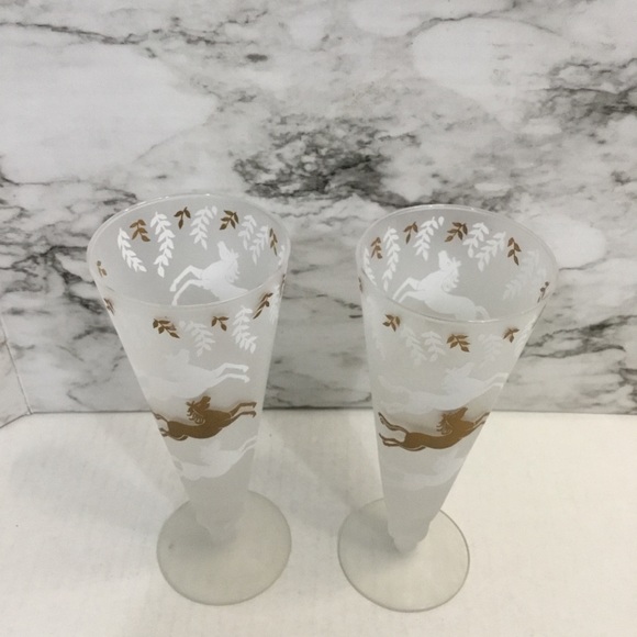 1950's Pilsner Glasses by Libbey Frosted Horses, Set of 2 - Picture 9 of 12
